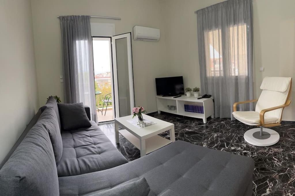 Thyme, 2 Brs Apt, 5mins Nafplio, 10 Mins